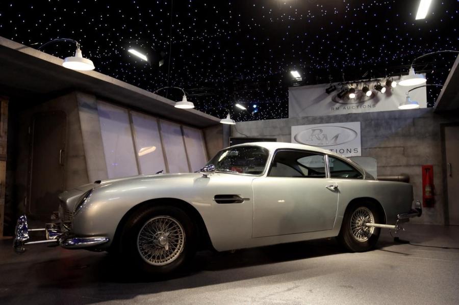  Aston Martin DB5 James Bond Edition 1964 года  (фото 90 из 97)